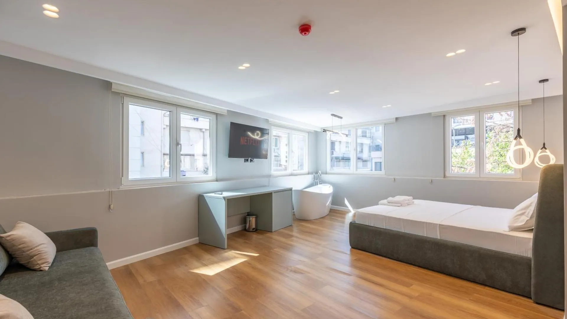 Rooms City Center Τίρανα