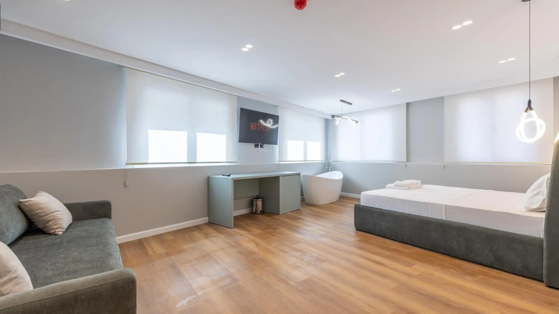 Πανσιόν Rooms City Center Τίρανα