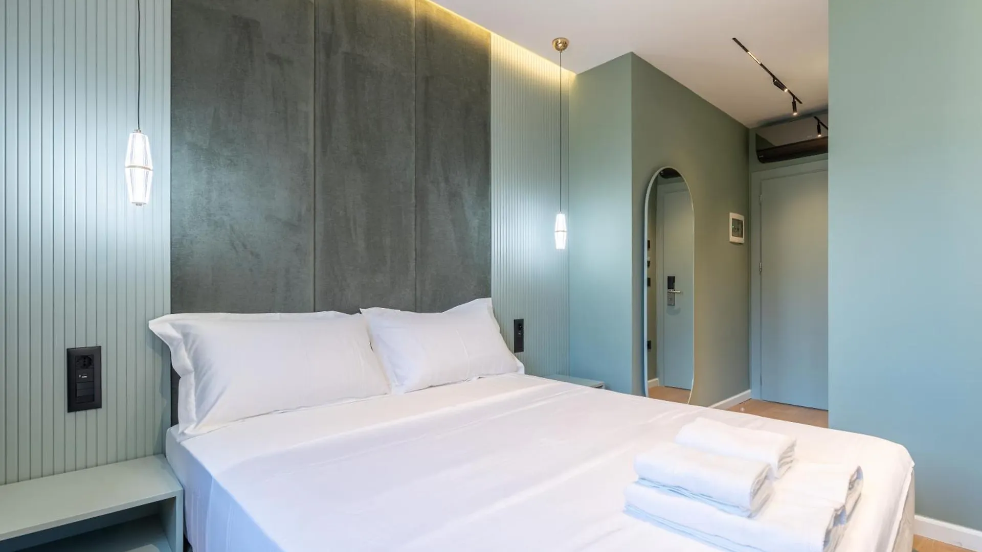 Rooms City Center Τίρανα 0*,  Αλβανία